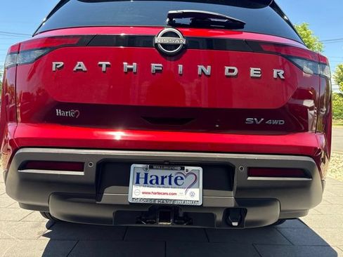 Used 2023 Nissan Pathfinder SV w/ SV Premium Package AWD/4WD image 31