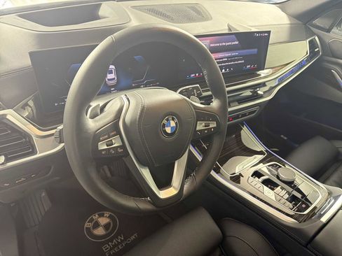 Used 2026 BMW X5 xDrive40i AWD/4WD image 14