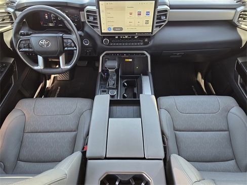 Used 2024 Toyota Sequoia Limited image 21