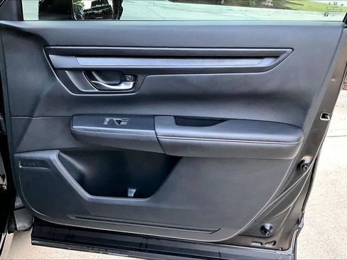 Used 2025 Honda CR-V Sport-L image 23