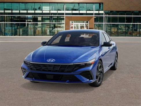 New 2026 Hyundai Elantra Sport image 6