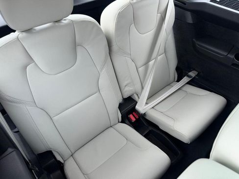 Certified 2026 Volvo XC90 B6 Ultra AWD/4WD image 12