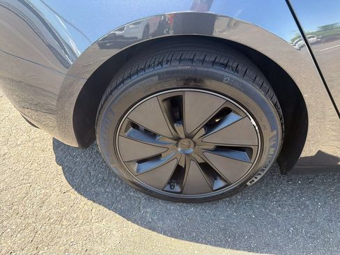 Used 2025 Tesla Model 3 RWD image 29