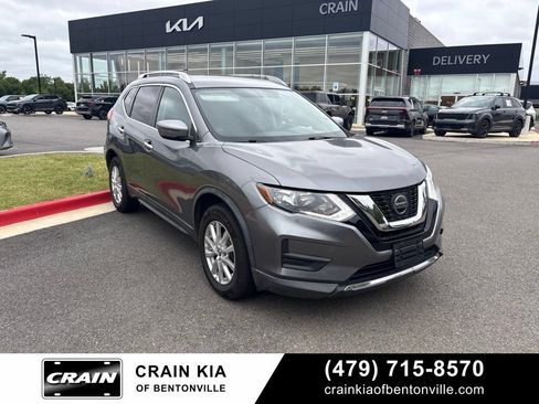 Used 2018 Nissan Rogue SV AWD/4WD image 1