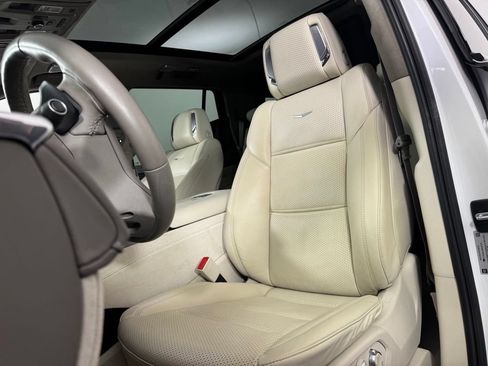 Used 2024 Cadillac Escalade Sport Platinum w/ Heavy-Duty Trailer Package AWD/4WD image 15