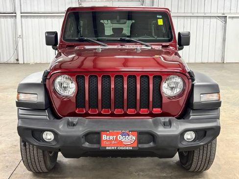 Used 2022 Jeep Wrangler Unlimited Sport AWD/4WD image 2