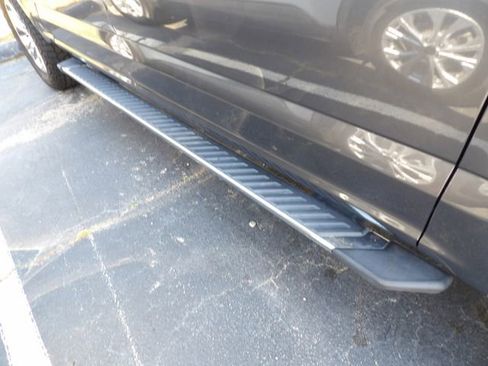 Used 2018 Ford F150 XLT w/ Equipment Group 302A Luxury RWD image 17