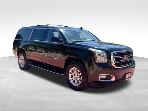 Used 2016 GMC Yukon XL SLT w/ Open Road Package AWD/4WD image 1
