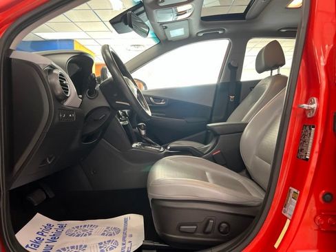 Used 2019 Hyundai Kona Limited FWD image 18