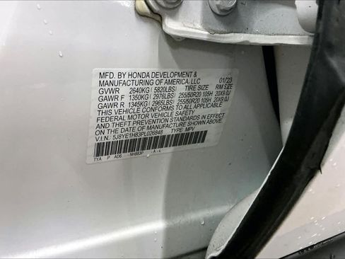 Used 2023 Acura MDX SH-AWD w/ Advance Package image 36