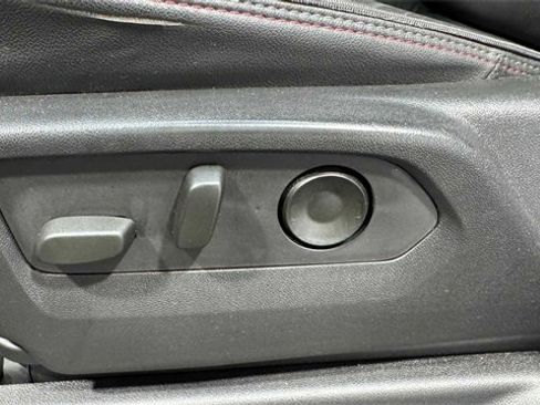 Used 2021 Chevrolet Tahoe RST w/ Luxury Package image 27