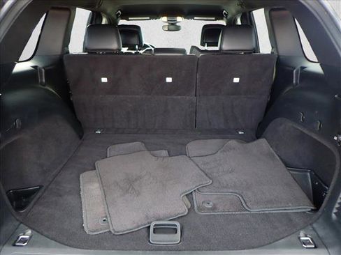 Used 2018 Jeep Grand Cherokee Altitude image 8