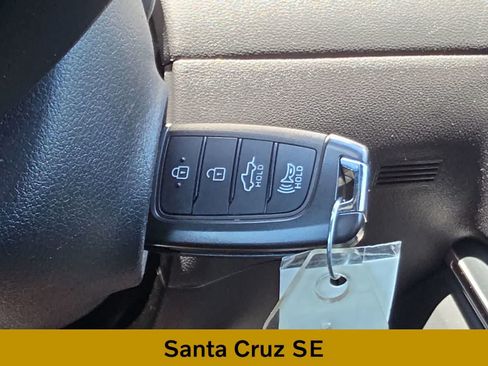 Certified 2024 Hyundai Santa Cruz SE AWD/4WD image 24