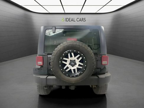 Used 2013 Jeep Wrangler Sport AWD/4WD image 5