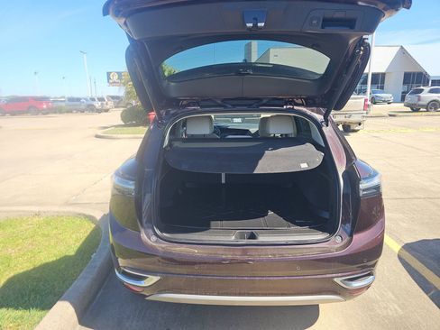 Used 2023 Buick Envision Avenir FWD image 14