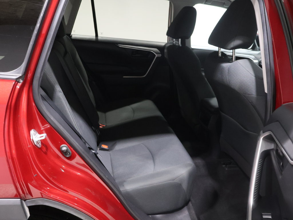 Used 2020 Toyota RAV4 LE w/ All Weather Liner Package AWD/4WD image 20