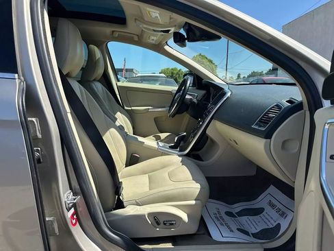 Used 2015 Volvo XC60 T5 Premier image 40