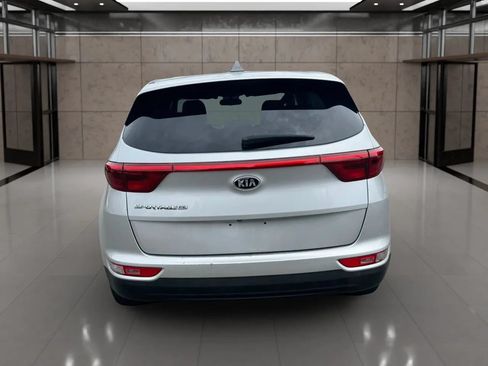 Used 2017 Kia Sportage LX FWD image 6