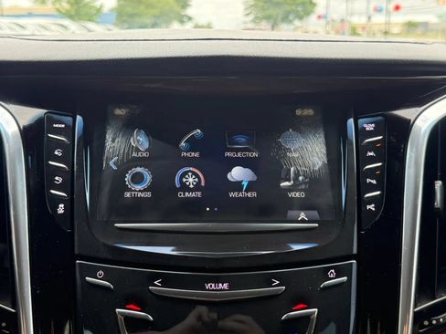 Used 2018 Cadillac Escalade Premium Luxury w/ LPO, Radiant Package AWD/4WD image 35