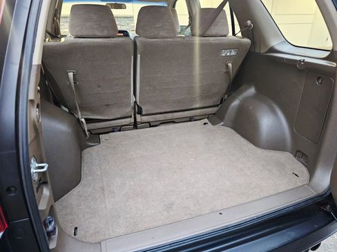 Used 2002 Honda CR-V LX image 18