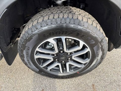 New 2025 Ford Ranger Lariat w/ Convenience Package image 17