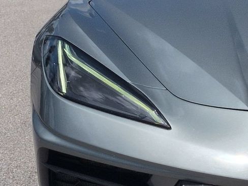 Used 2022 Chevrolet Corvette Stingray Preferred Cpe w/ Battery Protection Package RWD image 10