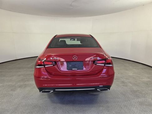 Used 2019 Mercedes-Benz A 220 4MATIC image 6
