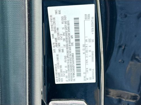 Used 2018 Ford Escape SE w/ SE Sync 3 Package AWD/4WD image 33
