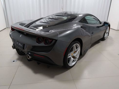Certified 2021 Ferrari F8 Tributo image 9