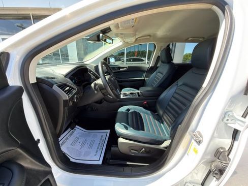 Used 2024 Ford Edge SEL w/ Sport Appearance Package AWD/4WD image 21