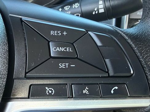 Used 2025 Nissan Versa SV w/ Trunk Package image 14