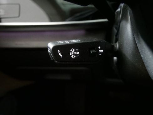 Used 2022 Audi Q8 Prestige image 22