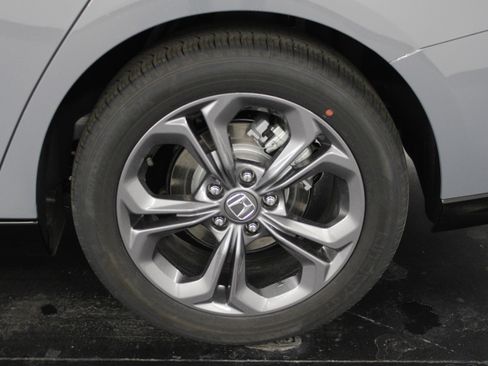 New 2025 Honda Accord EX-L image 32