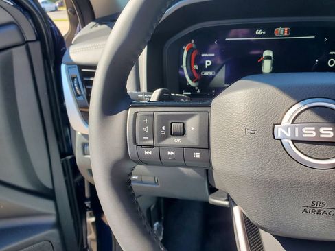 New 2026 Nissan Rogue Platinum image 23