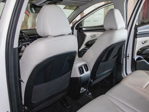 Used 2023 Hyundai Tucson Limited image 10