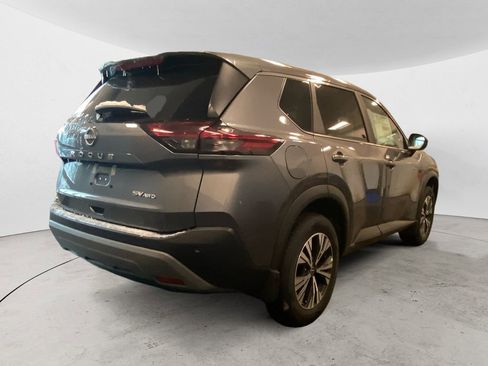 Used 2023 Nissan Rogue SV image 6