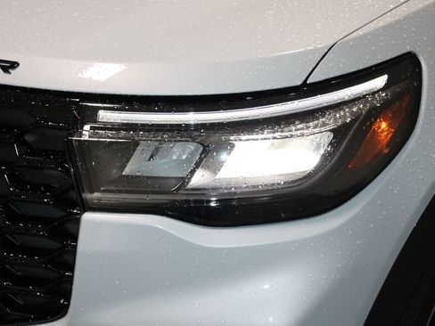 New 2026 Ford Explorer ST-Line image 58