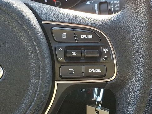 Used 2018 Kia Optima LX image 22