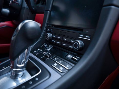 Used 2019 Porsche 911 Carrera GTS RWD image 54