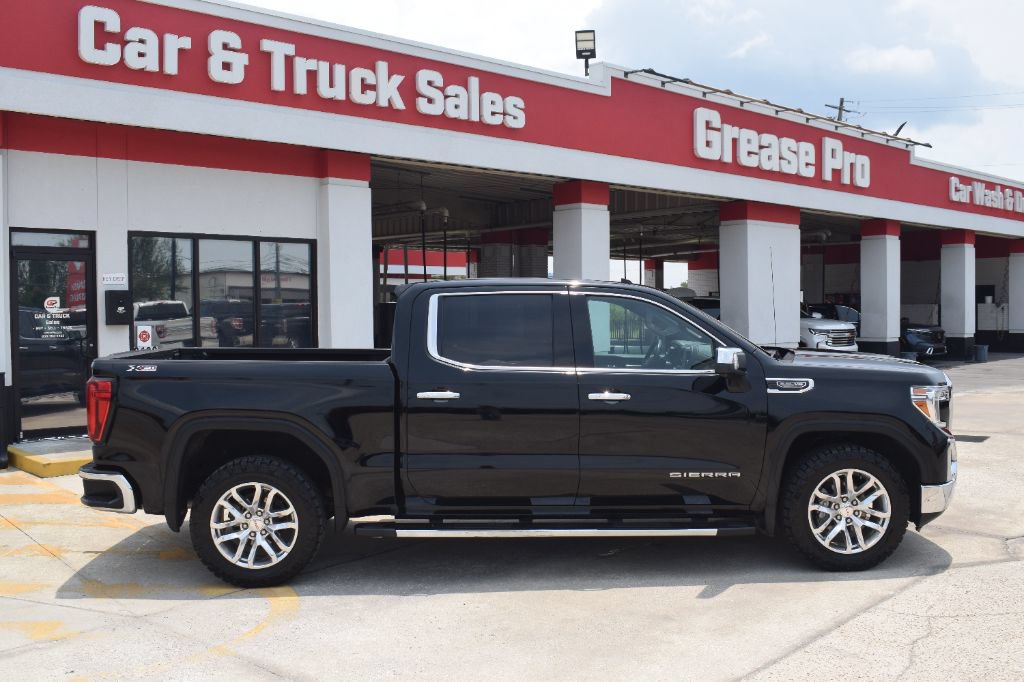 Used 2021 GMC Sierra 1500 SLT w/ SLT Convenience Package AWD/4WD image 3