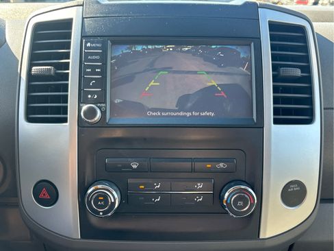 Used 2019 Nissan Frontier SV image 12