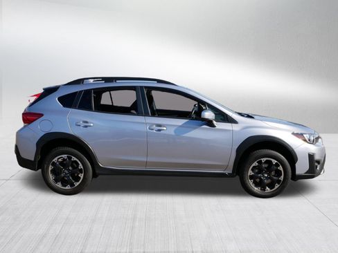 Used 2023 Subaru Crosstrek 2.0i Premium image 8