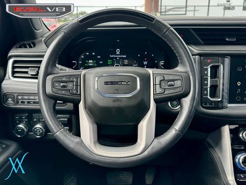 Used 2024 GMC Yukon XL Denali w/ Advanced Technology Package AWD/4WD image 34