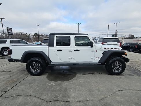 Used 2024 Jeep Gladiator Mojave w/ Safety Group image 2