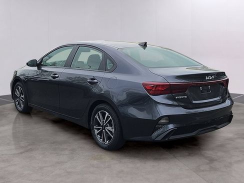 Certified 2023 Kia Forte LXS FWD image 6