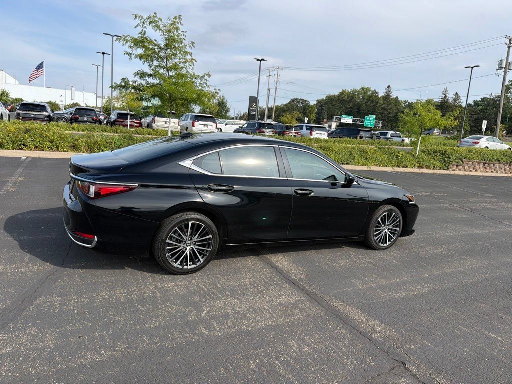 Used 2024 Lexus ES 250 w/ Premium Package AWD/4WD image 20