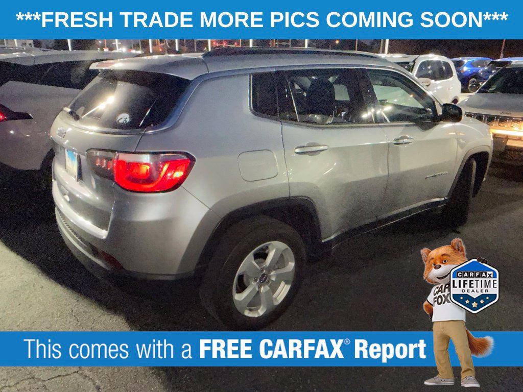 Used 2019 Jeep Compass Latitude w/ Cold Weather Group FWD image 4