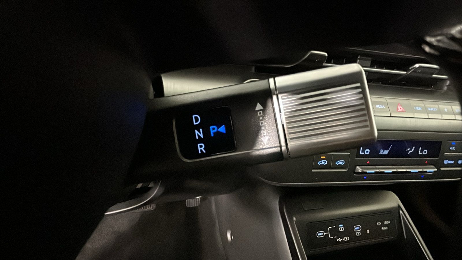 Certified 2026 Hyundai Kona SEL Premium AWD/4WD image 24