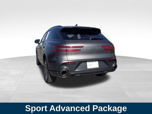 Used 2022 Genesis GV70 3.5T Sport w/ Sport Advanced Package AWD/4WD image 3