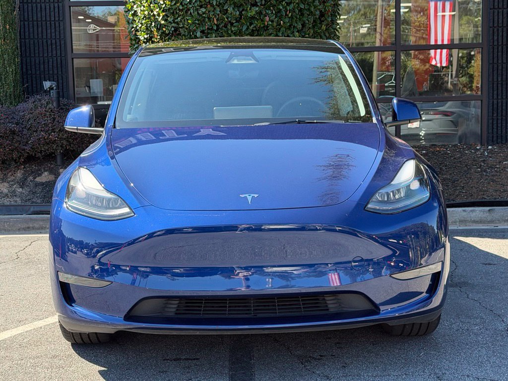Used 2023 Tesla Model Y AWD image 3